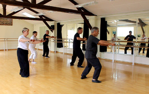 Juillet - Avon Salle St Fiacre, cours sabre.